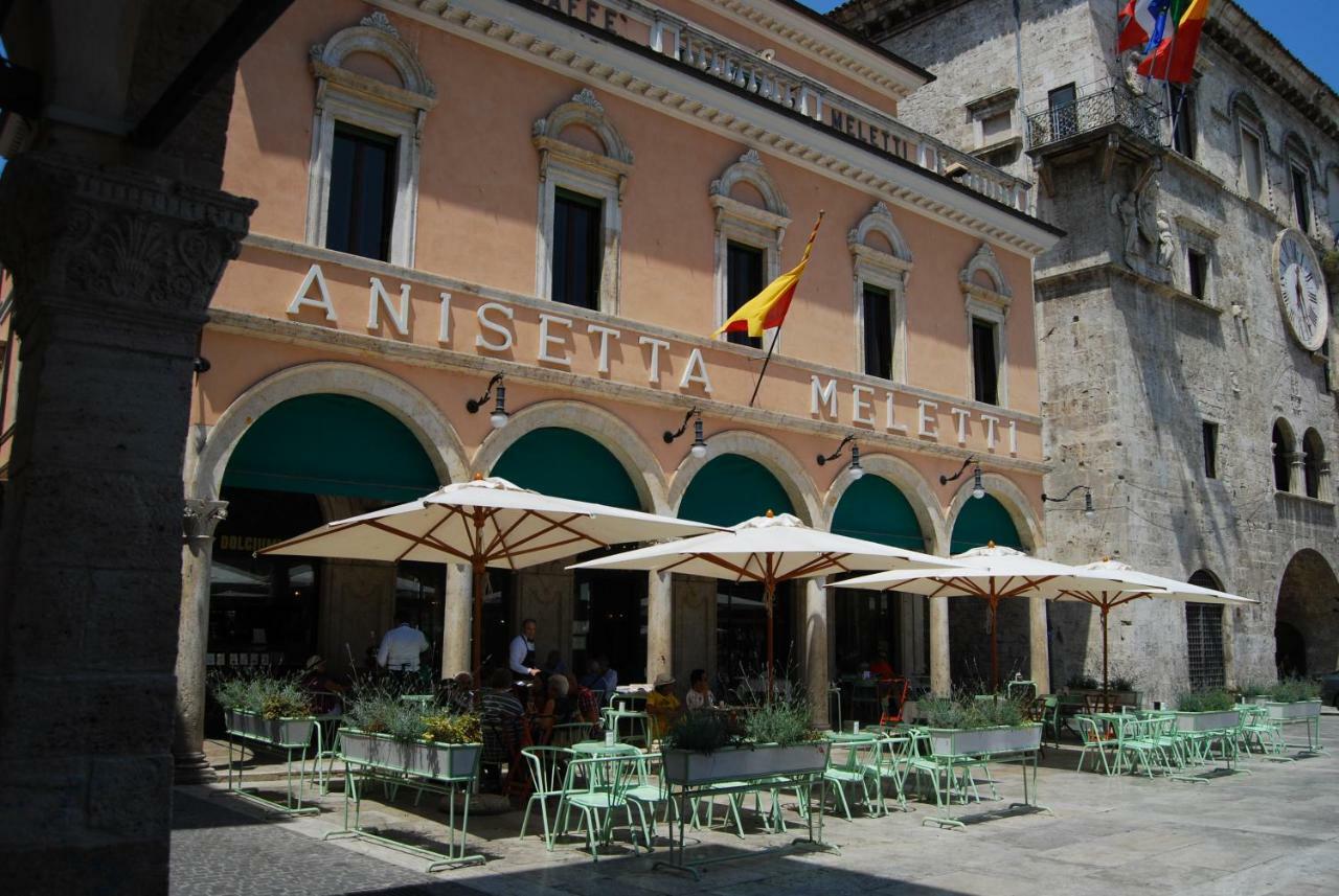 A Casa Di Lola Bed & Breakfast Ascoli Piceno Bagian luar foto